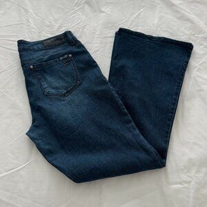 Seven7 Women´s Flare Jeans, Size 10